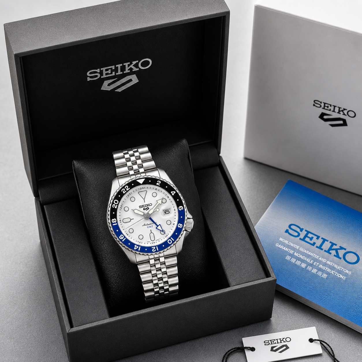 Seiko 5 GMT Automatic Stainless Steel White Dial Jubilee Watch (Blue Black Bezel)