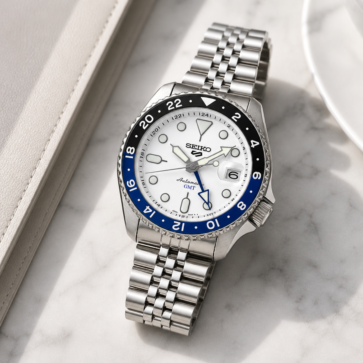 Seiko 5 GMT Automatic Stainless Steel White Dial Jubilee Watch (Blue Black Bezel)