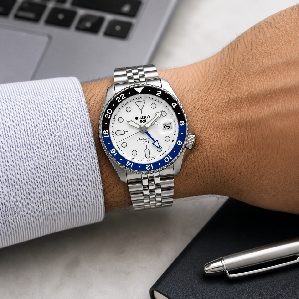 Seiko 5 GMT Automatic Stainless Steel White Dial Jubilee Watch (Blue Black Bezel)